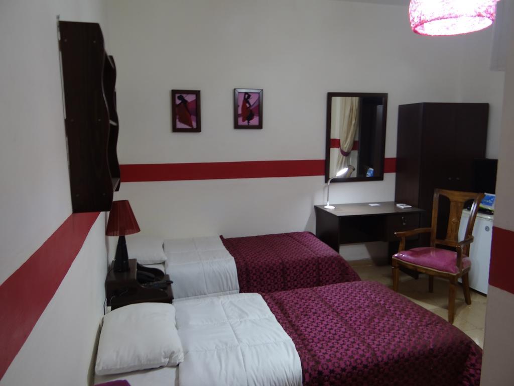 Hotel And Residence King George Byblos Bagian luar foto